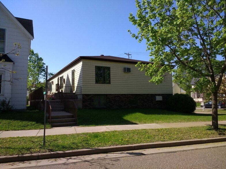 Building Photo - 303 Talmadge St