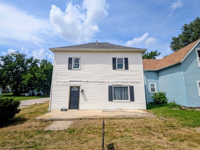 Building Photo - 822 W Franklin St