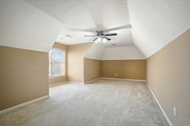 Building Photo - 12176 Preserve Woods Ln