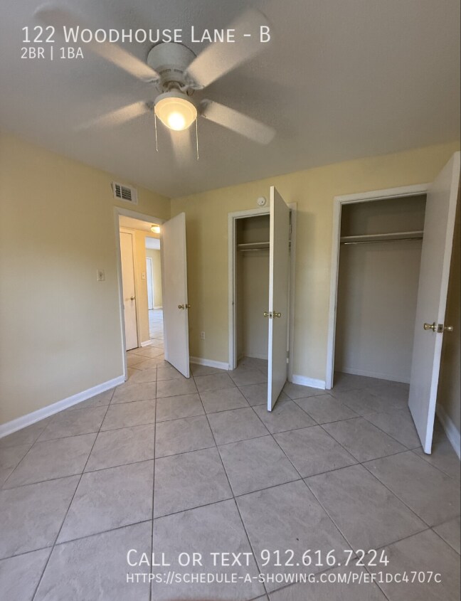 Building Photo - 122 Woodhouse Ln