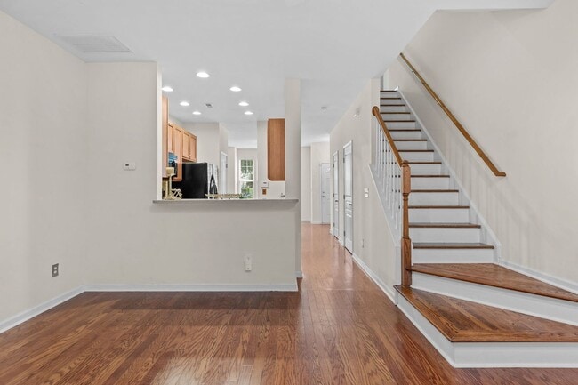 Building Photo - Spacious 3 story Townhome-Close to Downtown Raleigh- Renaissance Park-Available Now!