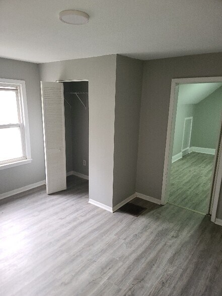 Building Photo - 2020 Connecticut St