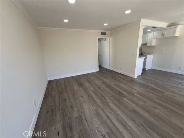 Building Photo - 12545 Cuesta Dr
