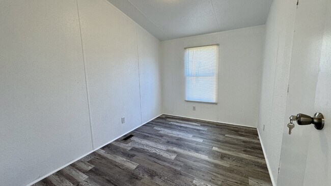 Building Photo - 15095 Highway 15