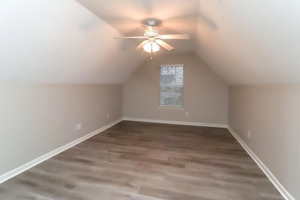 Building Photo - 418 Whitewater Way NW