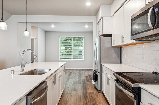 Building Photo - 2002 101st Ave SE