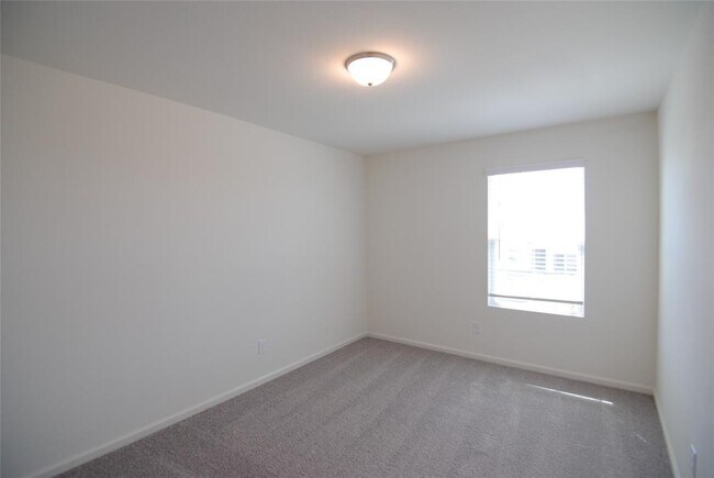Building Photo - 1033 Lacebark Pne Ln