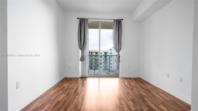 Building Photo - 140 S Dixie Hwy