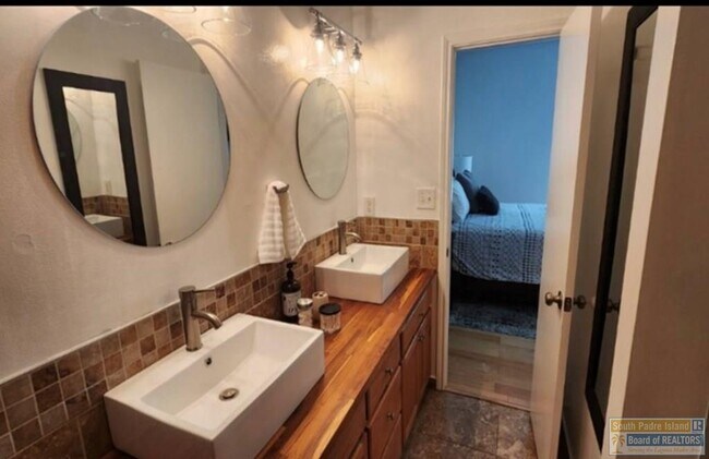 Building Photo - 77 Santa Isabel Blvd