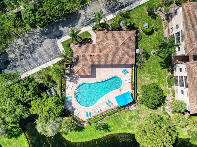 Building Photo - 4111 Coral Tree Cir