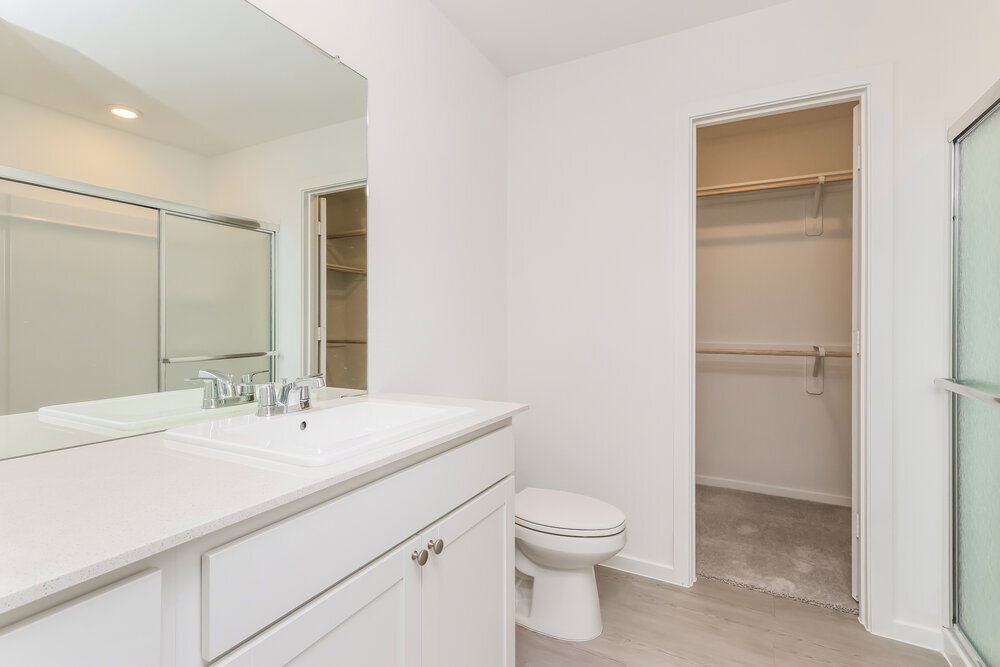 Building Photo - 15286 Abella Dr