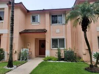 Building Photo - 589 NW 208th Way