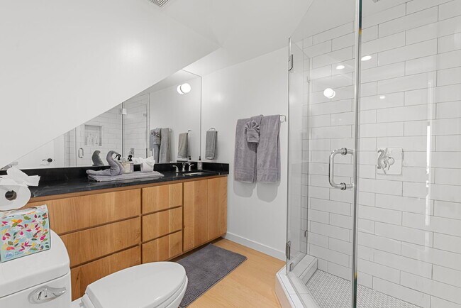Building Photo - 2988 Solimar Beach Dr