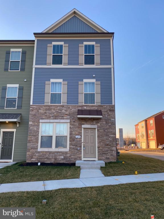 Building Photo - 1659 Magundy St