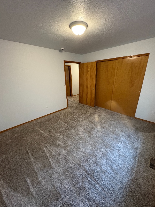 Building Photo - 2120 W Hogan St