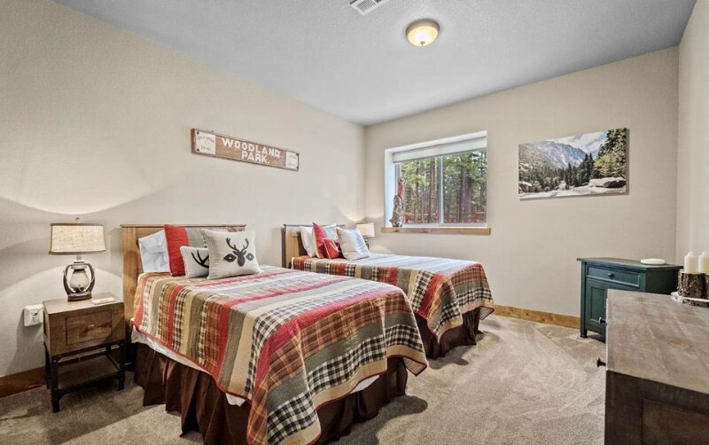 Building Photo - 1241 Woodland Valley Ranch Dr