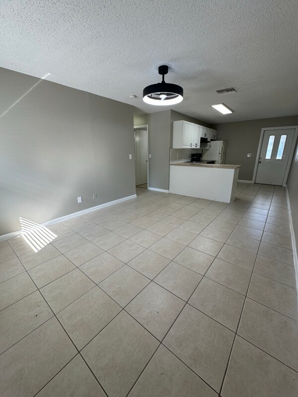 Building Photo - 4810 Davis Rd