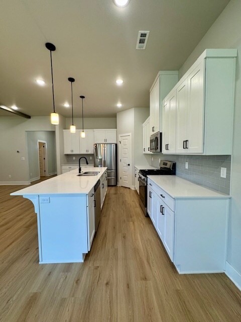 Building Photo - 5302 SW Firethorn Ln