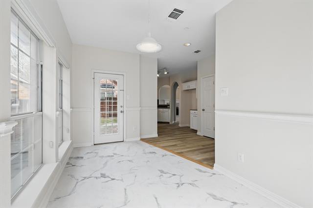 Building Photo - 14625 Windsor Ct