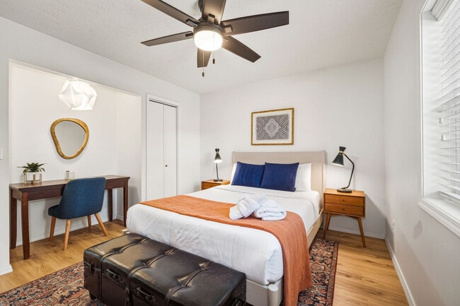 Building Photo - 38 Swanage Dr