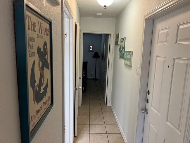 Building Photo - 15409 Gun Cay Ct