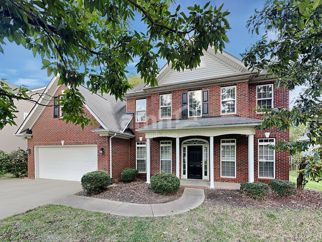 Building Photo - 12102 Hampton Place Dr