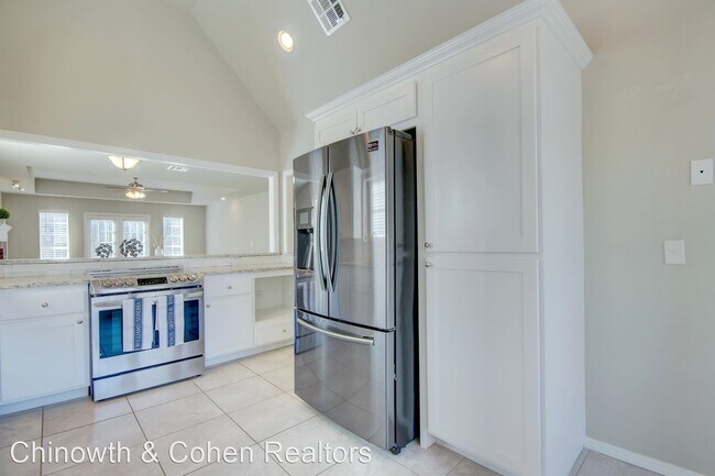 Building Photo - 3 br, 2 bath House - 9720 S 70th E Ave