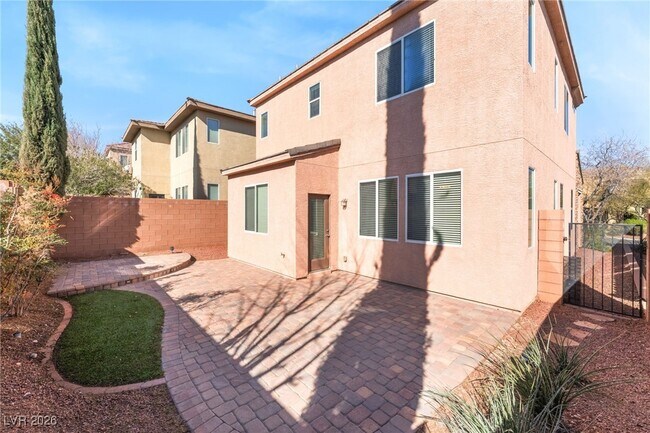 Building Photo - 10625 Mt Jefferson Ave