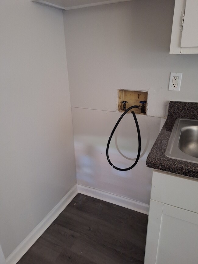 Building Photo - Chamber St