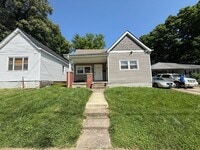 Building Photo - PIO617