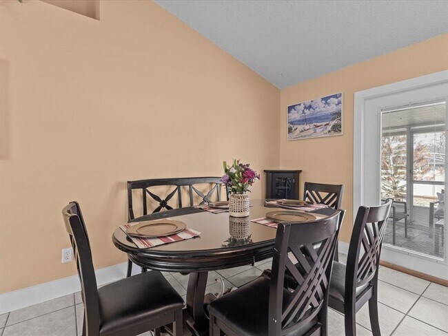 Building Photo - 226 Windward Way