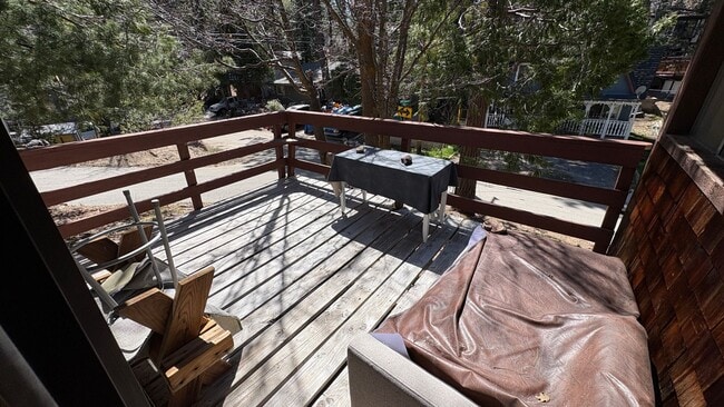 Building Photo - Cozy Meets Modern – Beautifully Upgraded Cabin in the Pines