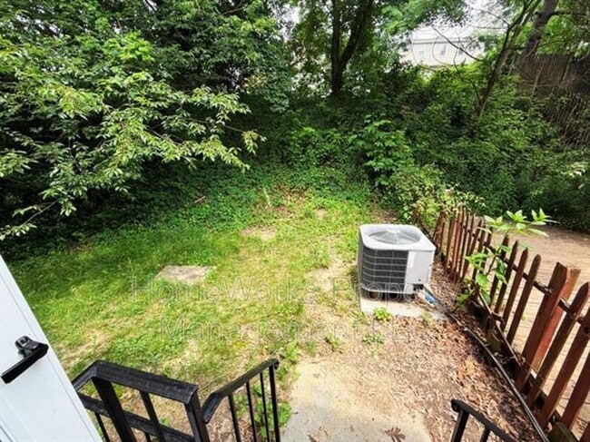 Building Photo - 3422 Moultree Pl