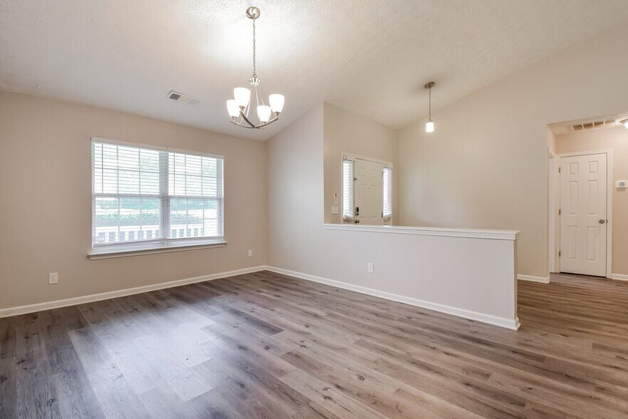 Building Photo - 5324 Paddington Ln