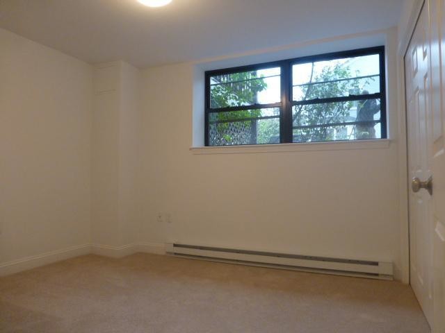 Building Photo - 457 Centre St