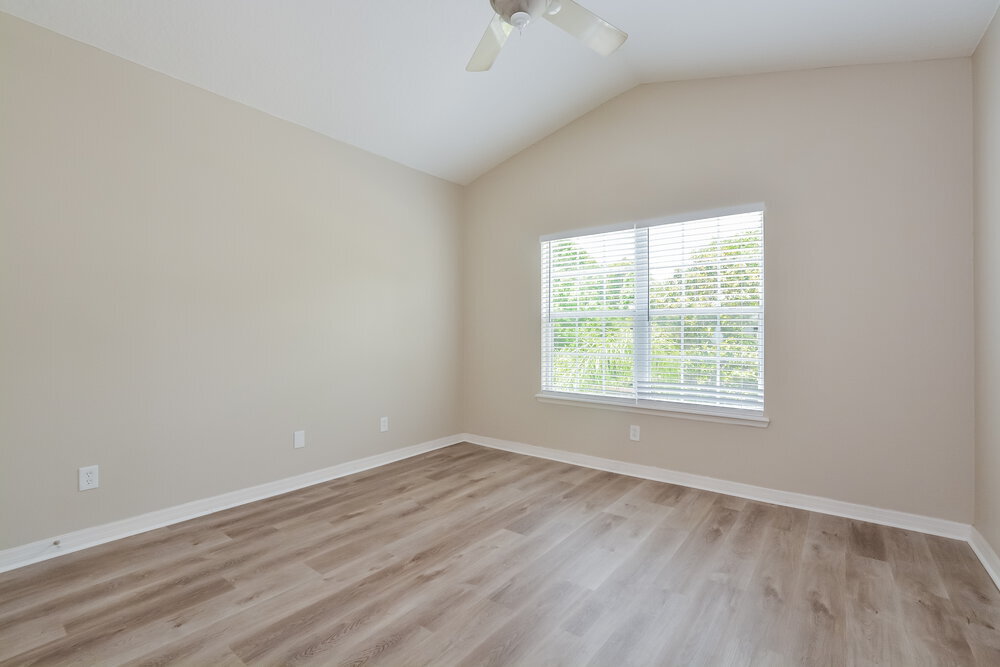 Building Photo - 567 Pinebranch Cir