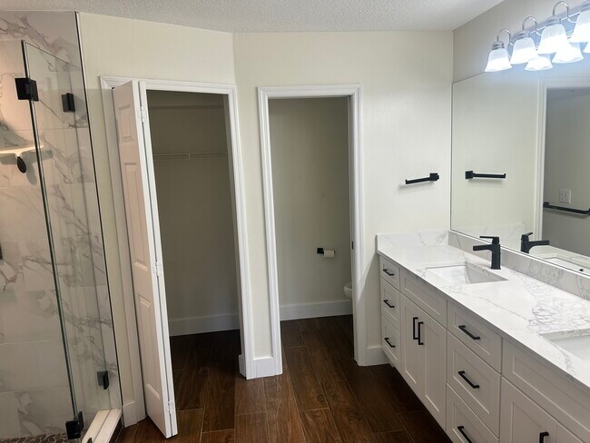 Building Photo - 8211 Ambrose Cove Way