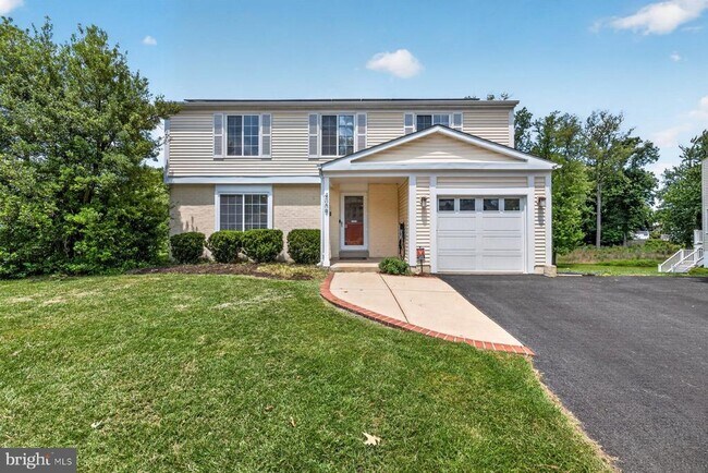 Building Photo - 4009 Shallow Brook Ln