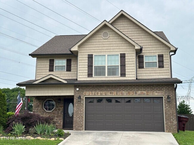 Building Photo - 1017 Brighton Dr
