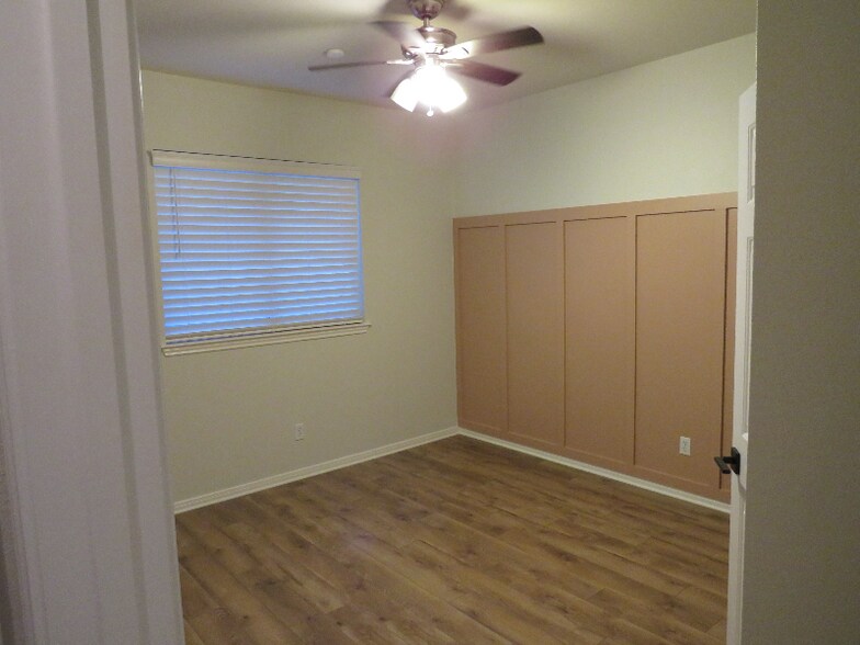 Building Photo - 137 Conway Castle Dr