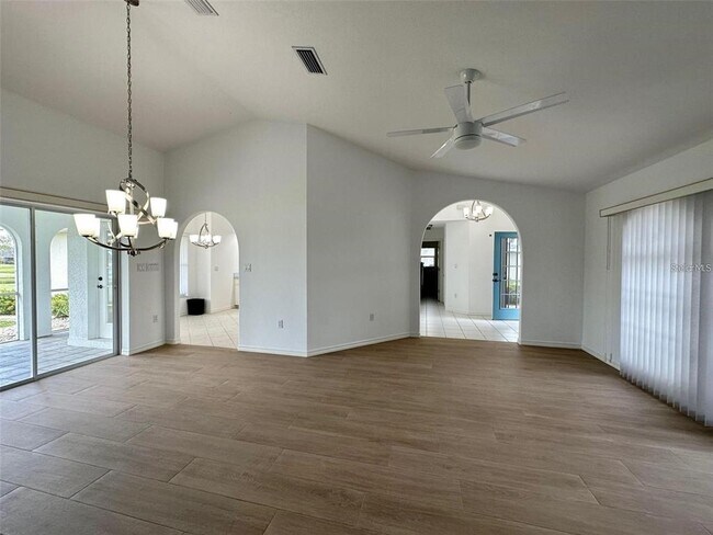 Building Photo - 2169 Onondaga Ln