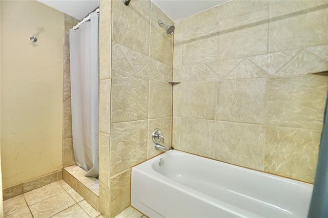Building Photo - 15151 Berry Trail