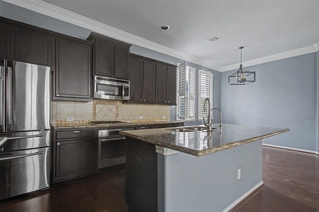 Building Photo - 6363 Fairdale Ln