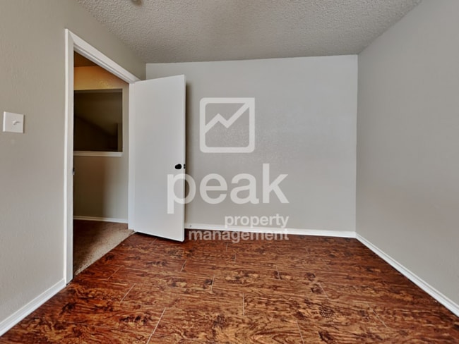 Building Photo - $1799! Beautiful 3Bed/2Bath home! Tour and...