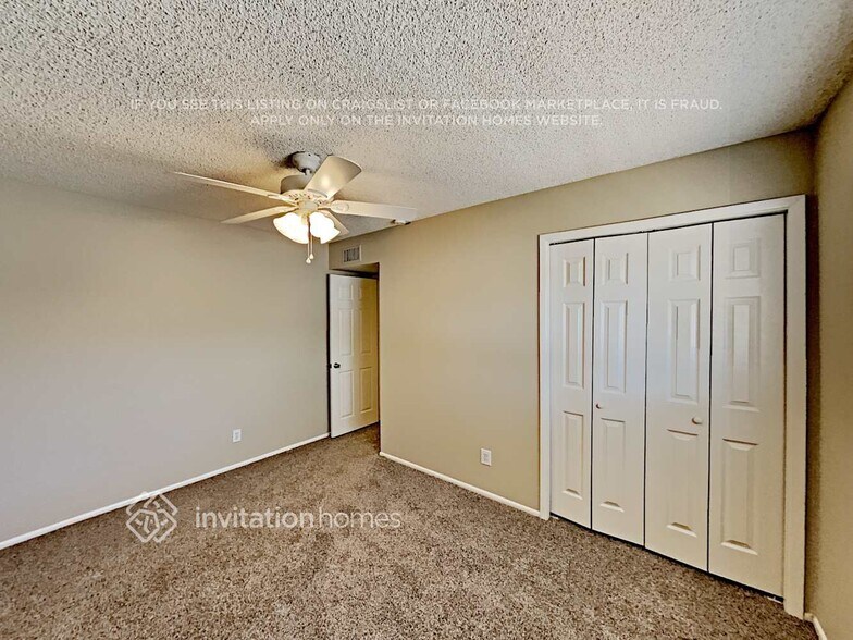 Building Photo - 1354 W Pecos Ave