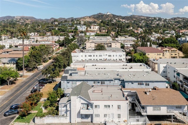 Building Photo - 1716 Winona Blvd