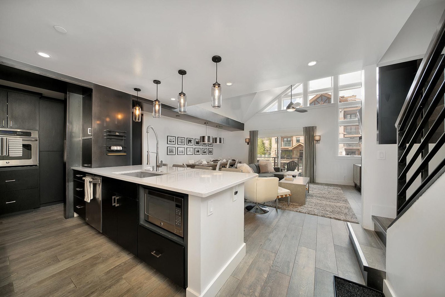 Building Photo - 113 Lost Creek Ln