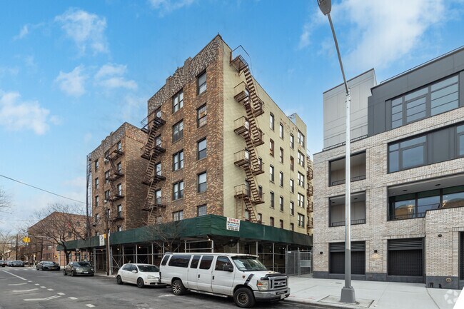 Building Photo - 3406 45th St