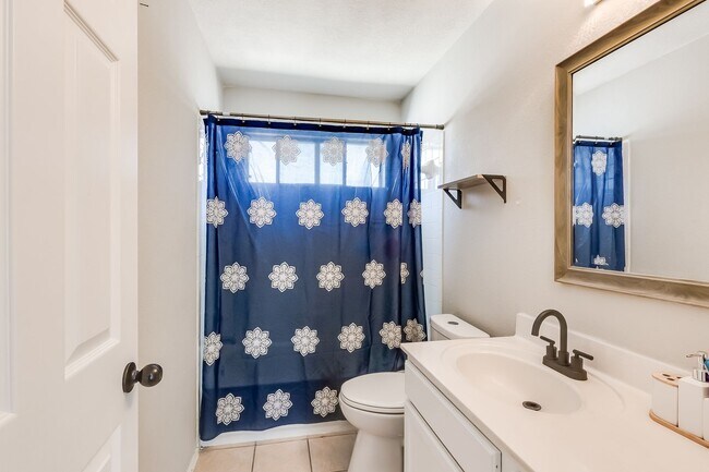 Building Photo - 4906 Causeway Ct