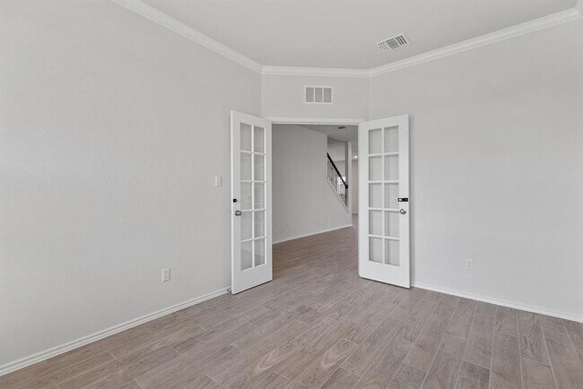 Building Photo - 905 Duskywing Wy